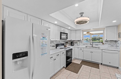 Gulf Harbors Casa | 3/2 Waterfront Canal Home w/ Private Pool, Kayaks, Gulf Access, Dock, Fishing, Dolphins
