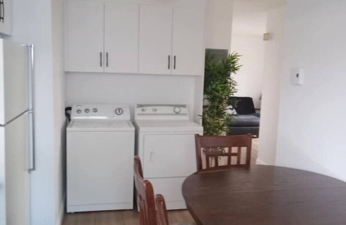 Les Rivieres Apartamento | 3,5 rénove avec cour anglaise