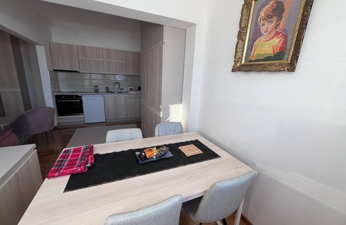 Zlatibor Casa | 3 apartments, located at the same floor. 4-bedroom house close to Uvac meanders.