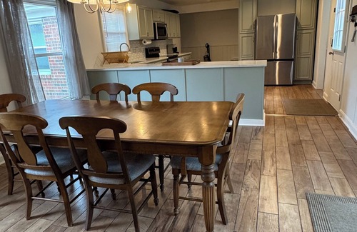 Dickerson Road Casa | 3 bd/2bath Home in Quiet Neighborhood Minutes to Downtown Nashville