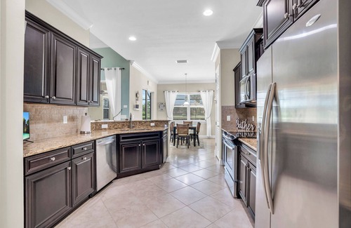 Arborwood Casa | 3-bd house in fantastic Plantation Golf neighborhood with pool, fitness, laundry