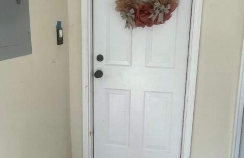 Charlotte Casa | 3 Bdrm Hideaway with Garage