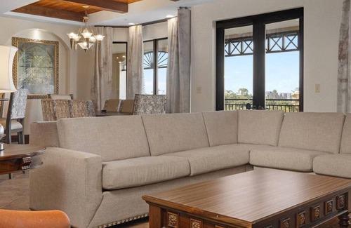 Lake Buena Vista Complejo | 3 bdrm presidential near Disney Springs