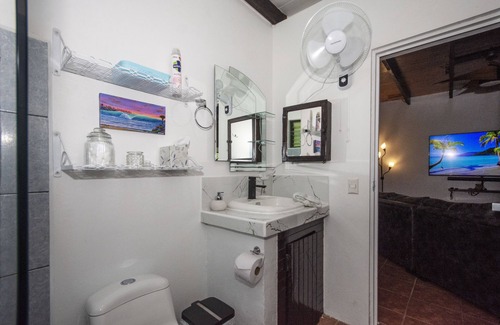 Costa del Pacífico sur Casa | 3 BDRS, surrounded by nature & big pool!