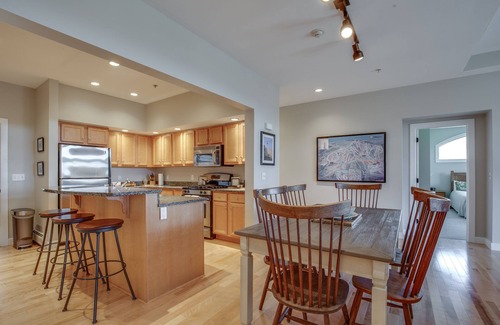 Central Vermont- Killington Condominio | 3 Bed 3 Bath Luxury Ski-In/Ski-out Condo Killington Sunrise Village Lodges