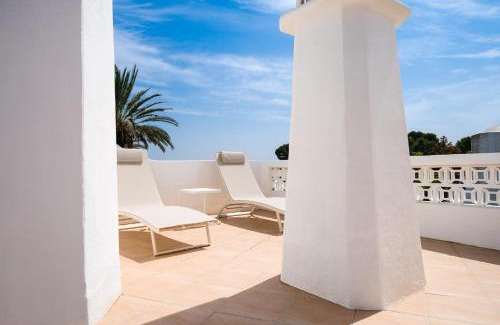 Alporchinhos Villa | 3-Bed Clifftop Beach House - Pool, Private Garden, Rooftop & Paddle Boards