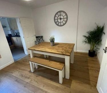 Salisbury Apartamento | 3-Bed House near Salisbury Cathedral & Attractions