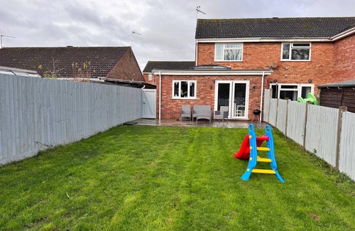 Heacham Casa | 3 Bed House - Sleeps 6 - Pets - Garden - Parking