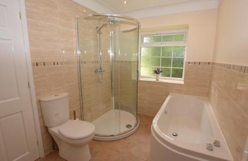 Erbistock Casa | 3 Bed in Llangollen 39974