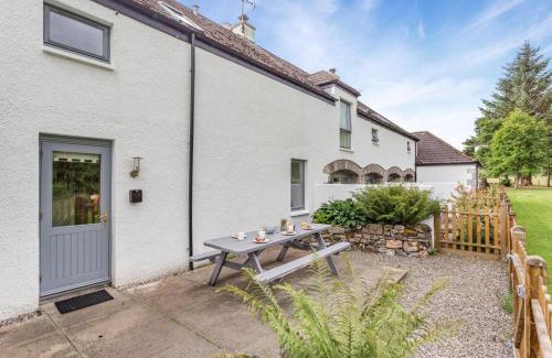 Newtonmore Casa | 3 Bed in Newtonmore oc-h32416