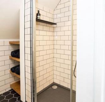 Matfield Apartamento | 3 bed penthouse above quaint pub