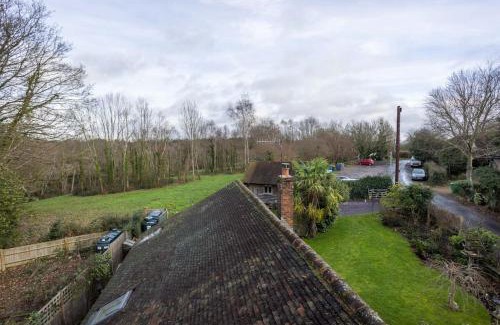 Matfield Apartamento | 3 bed penthouse above quaint pub