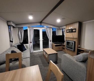 Llanasa Cabina | 3 Bed Platinum Caravan PRESTHAVEN SANDS