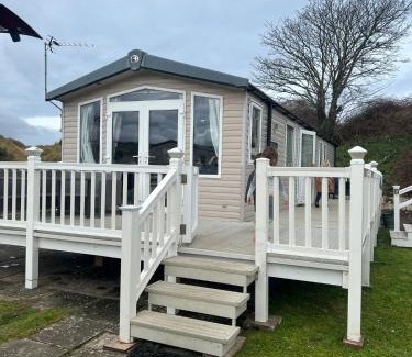 Llanasa Cabina | 3 Bed Platinum Caravan PRESTHAVEN SANDS
