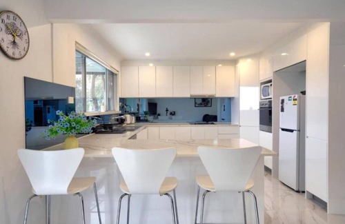 Tascott Casa | 3 Bed Tranquil Terrace with View