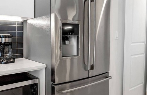 Walnut Hills Apartamento | 3 Bedroom 2 Bath Art Deco View