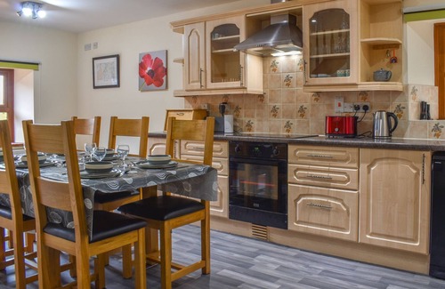 Kirkby-in-Furness Cabaña | 3 bedroom accommodation in Kirkby in Furness