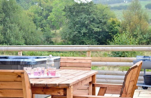 Crossgates Cabaña | Alojamiento de 3 habitaciones en Crossgates, near Llandrindod Wells