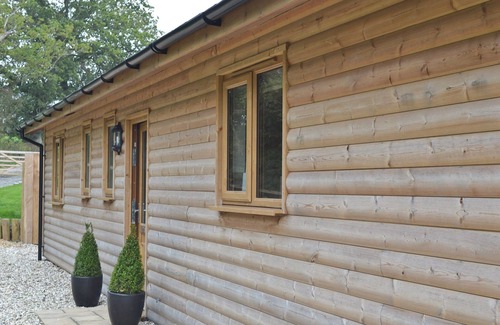 Crossgates Cabaña | Alojamiento de 3 habitaciones en Crossgates, near Llandrindod Wells