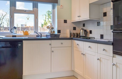 Swafield Cabaña | 3 bedroom accommodation in North Walsham