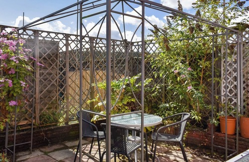 Neath Cabaña | Alojamiento de 3 habitaciones en Banwen Neath