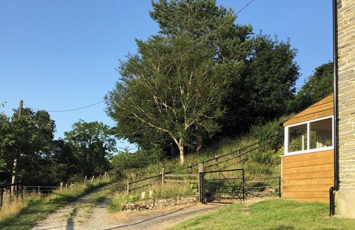 Tirabad Cabaña | Alojamiento de 3 habitaciones en Lower Farm