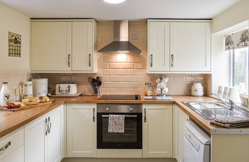 Ashbourne Cabaña | Alojamiento de 3 habitaciones en Shirley, near Ashbourne