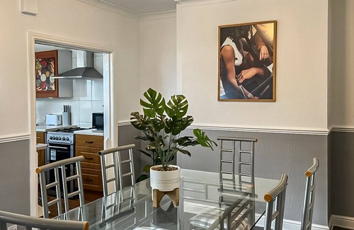 Doncaster Cabaña | 3 bedroom accommodation in New Rossington, near Doncaster