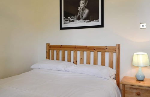 Mawr Cabaña | Alojamiento de 3 habitaciones en Felindre, cerca de Swansea.