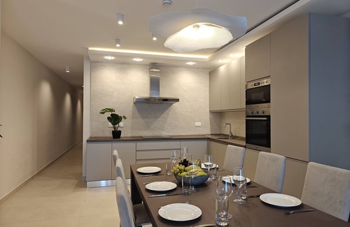 Ta' Pinu Apartamento | 3-bedroom apartment in Għarb with Stunning views, breakfast and hotel amenities