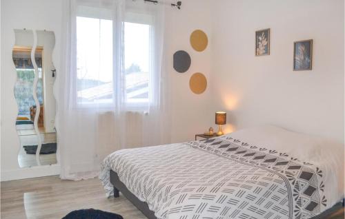 Boulazac-Isle-Manoire Casa | 3 Bedroom Awesome Home In Atur