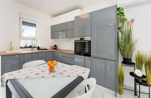 Maslenica Casa | Hermosa casa de 3 dormitorios en.