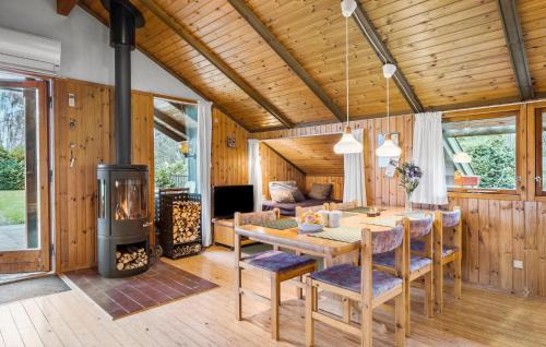 Hundested Casa | 3 Bedroom Beautiful Home In Hundested