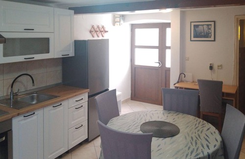 Iz Casa | Increíble casa en Veli Iz con cocina