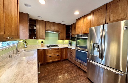Skyland Casa | 3 bedroom, community beach, BBQ, Hot Tub, Pool Table (ZC1004)