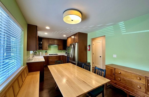 Skyland Casa | 3 bedroom, community beach, BBQ, Hot Tub, Pool Table (ZC1004)