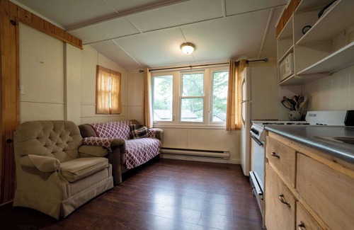 Gravenhurst Casa | 3-Bedroom Cottage #7 - Austrian Pine