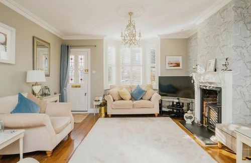 Ascot Casa | 3 Bedroom Cottage in Sunninghill, Ascot