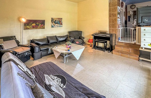 Kropia Casa | Impresionante casa en Koropi con WiFi