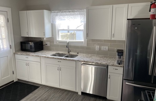 Cudahy Casa | 3 Bedroom Home by Airport and Downtown Milwaukee Other listing 5 bd St Francis