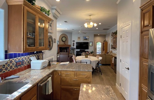 Mesilla Park Casa | 3-bedroom home close to New Mexico State University and the Convention center.