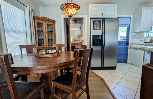 San Antonio Casa | 3 Bedroom Home in Historic Deco District - Minutes from Downtown