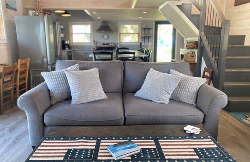North Lake George Casa | 3-Bedroom Home walking distance to Black Point Beach rated #3 in the state of NY