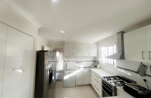 Pialba Casa | 3-Bedroom House in Central Hervey Bay