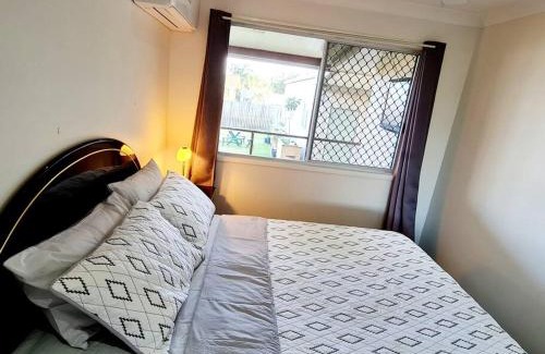 Pialba Casa | 3-Bedroom House in Central Hervey Bay