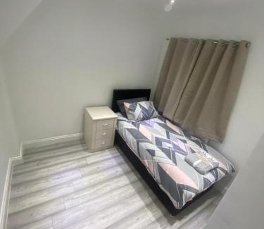Loughborough Apartamento | 3 Bedroom House in Loughborough