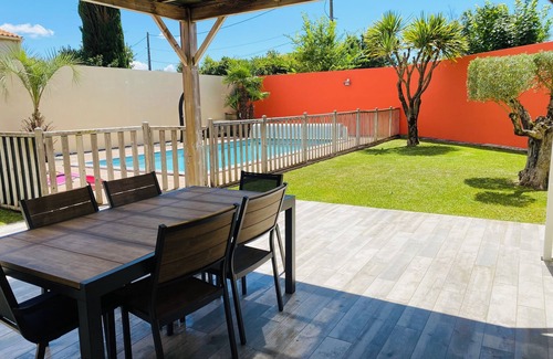Verines Casa | Casa de 3 dormitorios con piscina climatizada cerca de La Rochelle y sus playas.