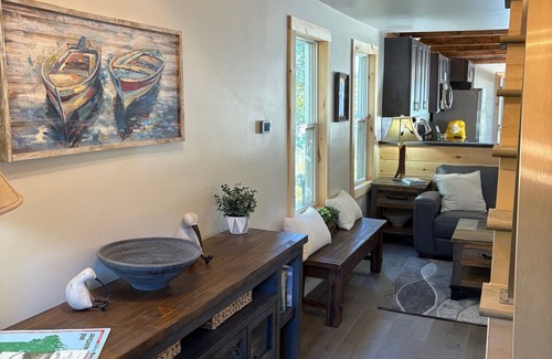 Machias Casa | 3-bedroom House with River View in the Center of Town