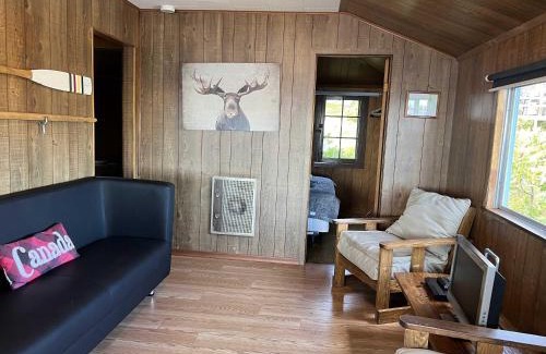 Carling Casa | 3-bedroom Lakeview Cottage - Rockwood #8