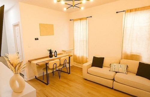 Weequahic Apartamento | 3 Bedroom Modern Stay-Close to Newark Airport, NYC & Shopping